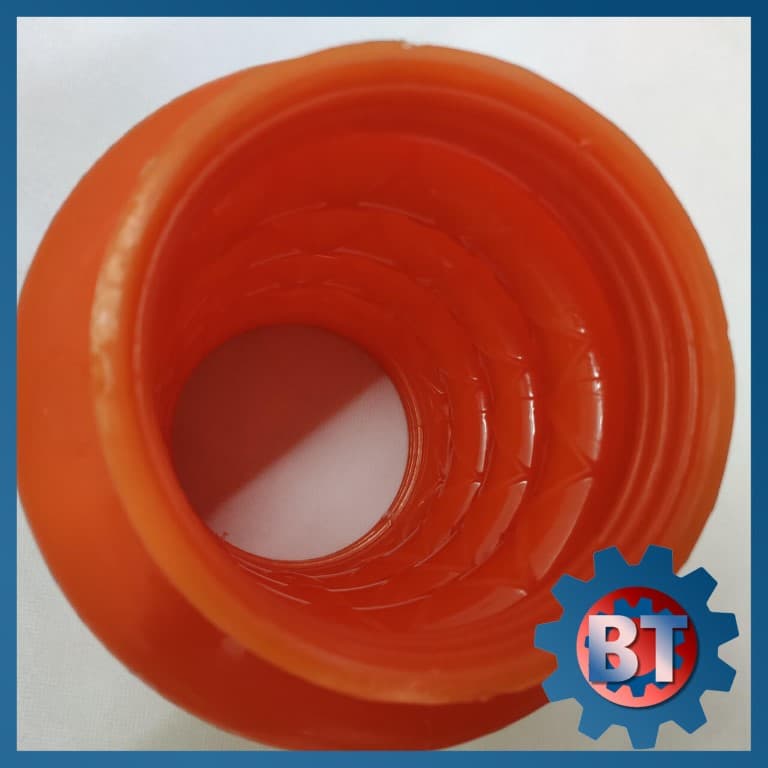Ủng máy đầm cóc MT55